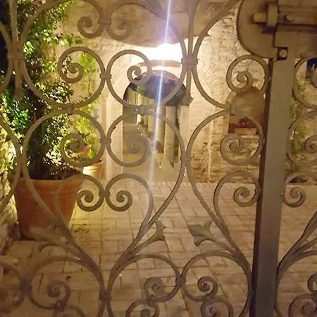 Apartment With 2 Bedrooms In Melfi With Wifi